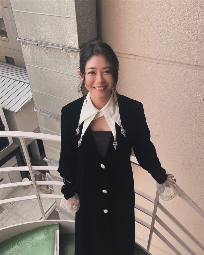 性感女星無預警宣布已生1子！43歲高齡懷孕遇「妊娠糖尿病」驚險生產