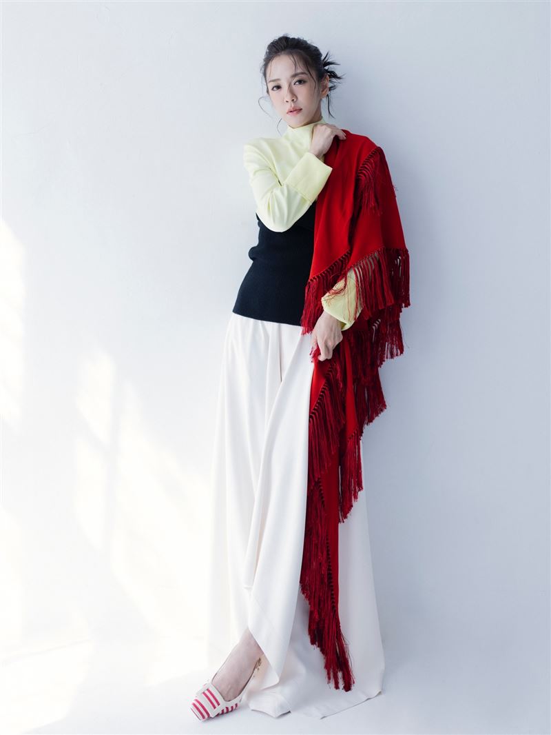 去年才動刀摘扁桃腺!43歲楊千霈突入院做麻醉 「關鍵病因」曝光