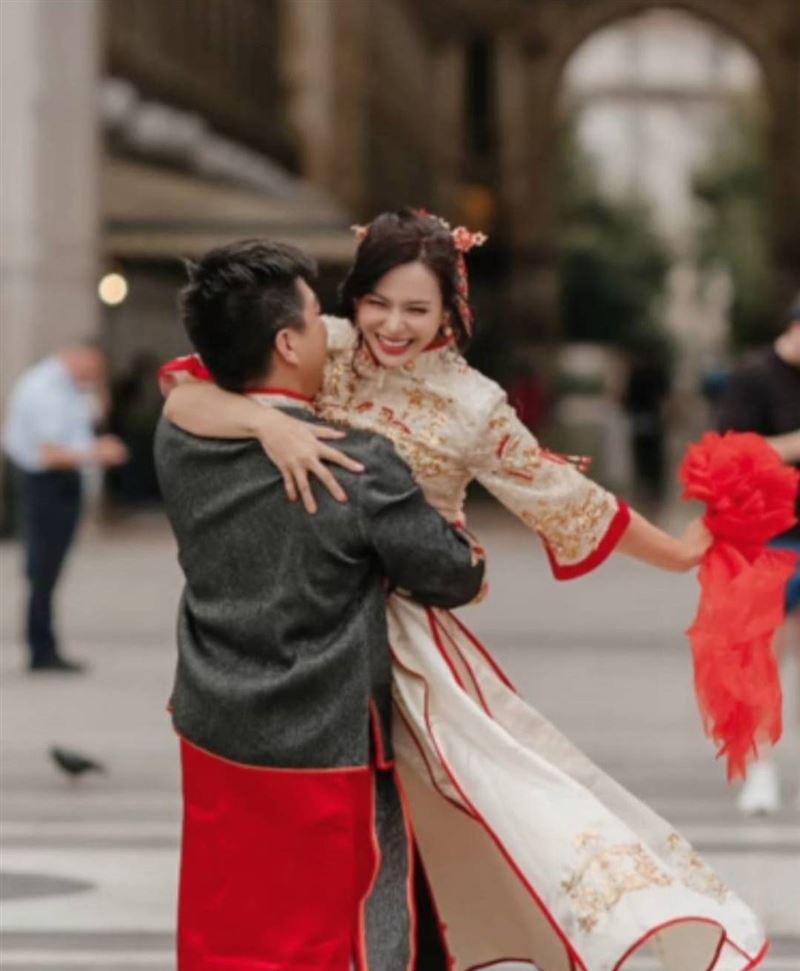 《戲說》女星宣布結婚！喜曬中式婚紗美照：成為更完整的自己