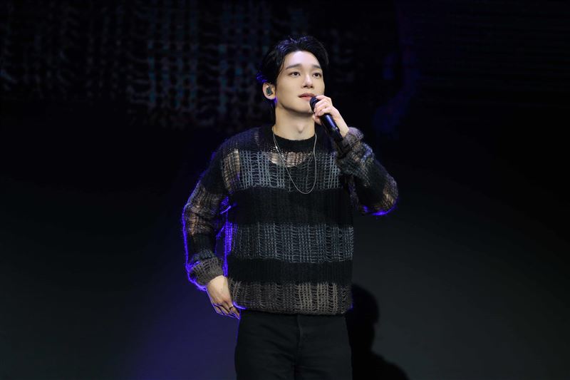 EXO主唱CHEN回來了！巡演首站台北開唱　狂讚香腸小籠包