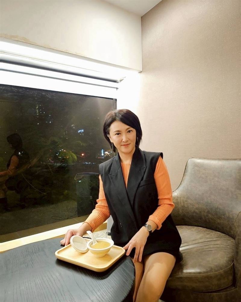 不只香蕉猛賺6位數！華邦電「慘跌又飆破百元」她嘆：險家庭失和