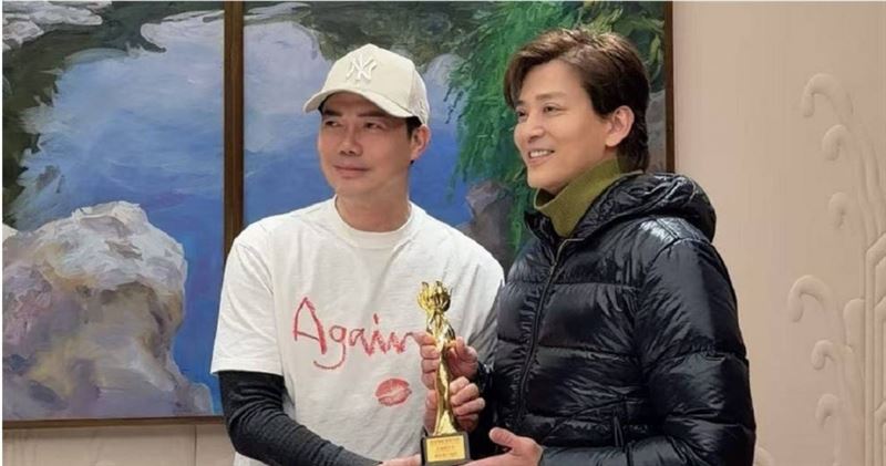 陳曉東影帝獎座到手惡搞模仿謝天華「扭臀熱舞」笑翻全場