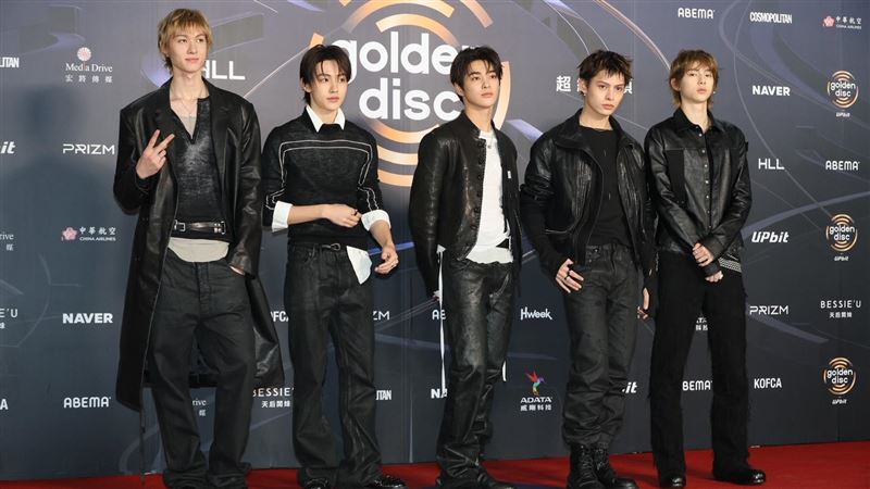 金唱片紅毯／cortis首組登場！「下秒出意外」跑錯路　5人錯亂反應曝光