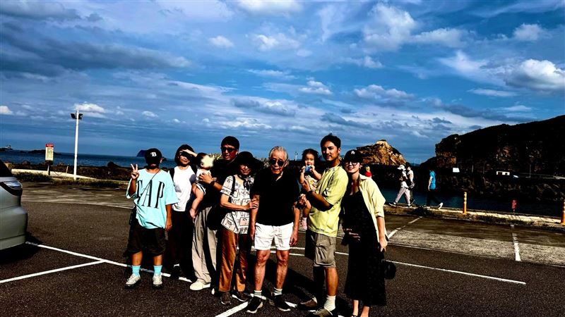 李運慶被批孝道外包！醫曝經驗嘆氣：「洪詩」們其實很多