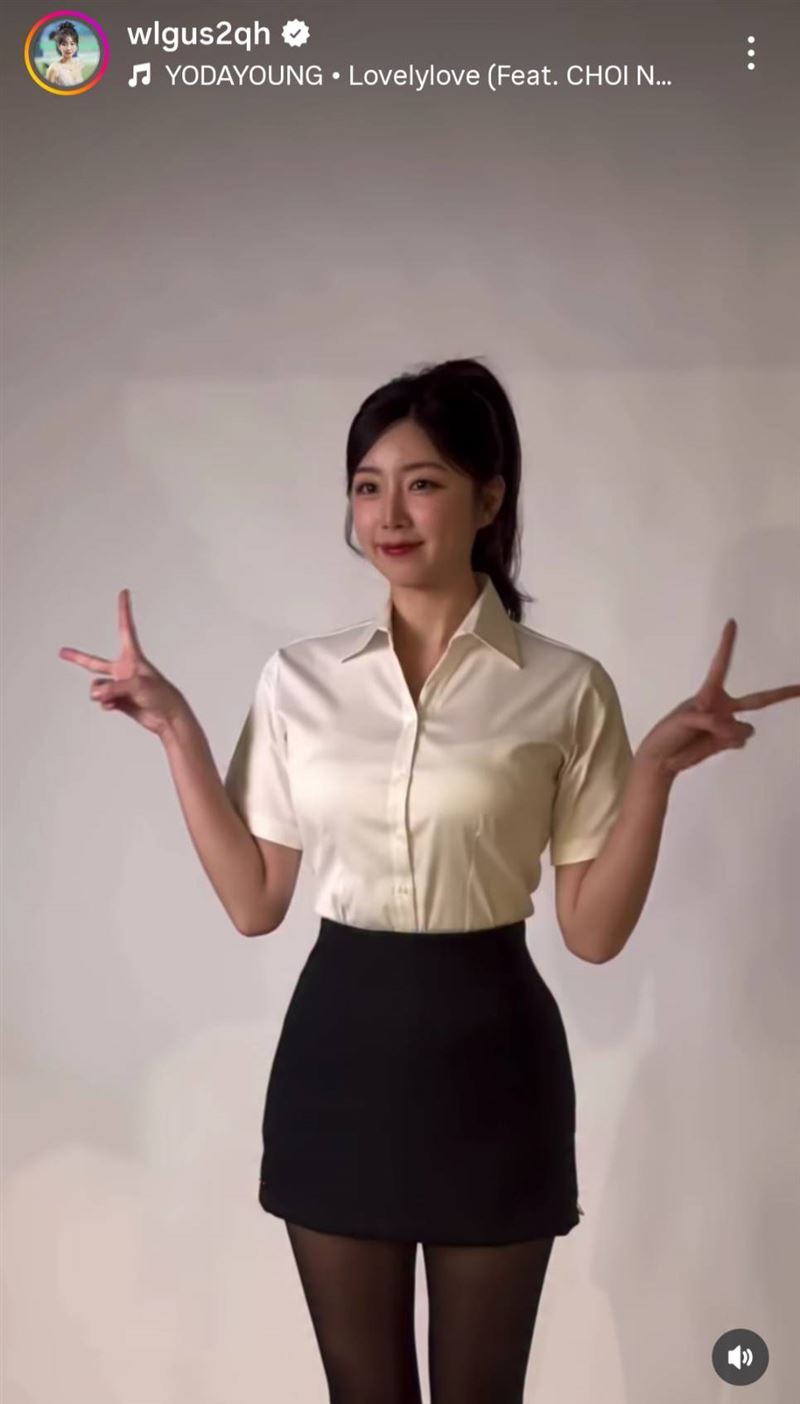 安芝儇OL裝太犯規！性感黑絲洩腿根　11秒火辣片流出網看呆