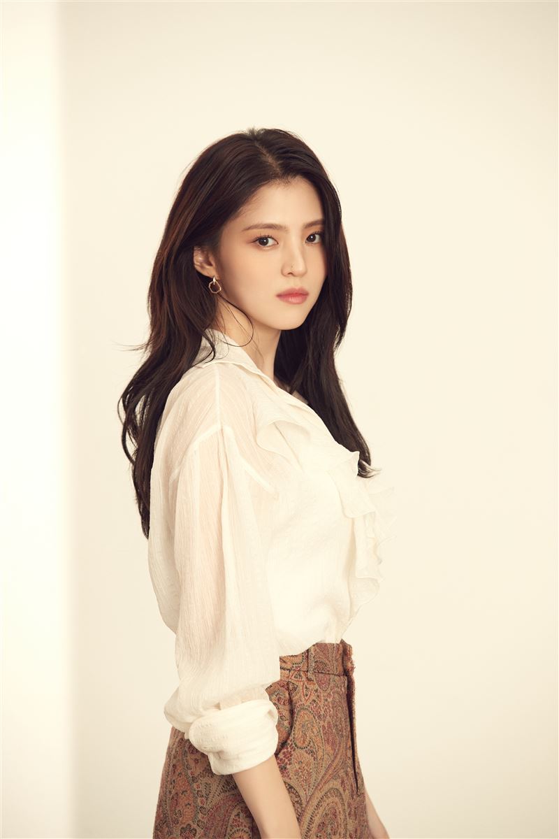 不甘被定型！女星為戲「一脫翻身」　她增重10公斤全裸素顏上陣