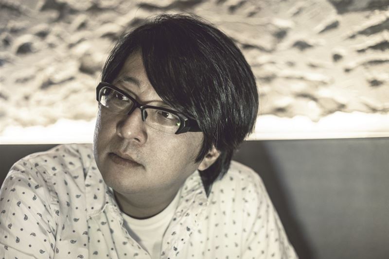 黃明志追悼袁惟仁！昔「尾隨他進廁所」還站身旁…親揭驚人互動