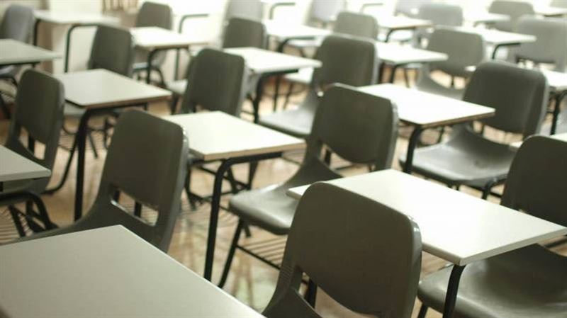 抱著女兒上廁所！柚子醫師心碎發聲　拒絕校方「逼被害人道歉」怒辦轉學