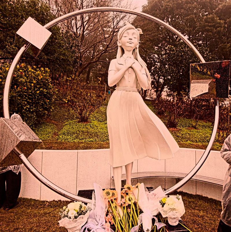 親眼見大S雕像! 蔡康永悲痛發聲:死亡也無法抹去美麗的痕跡