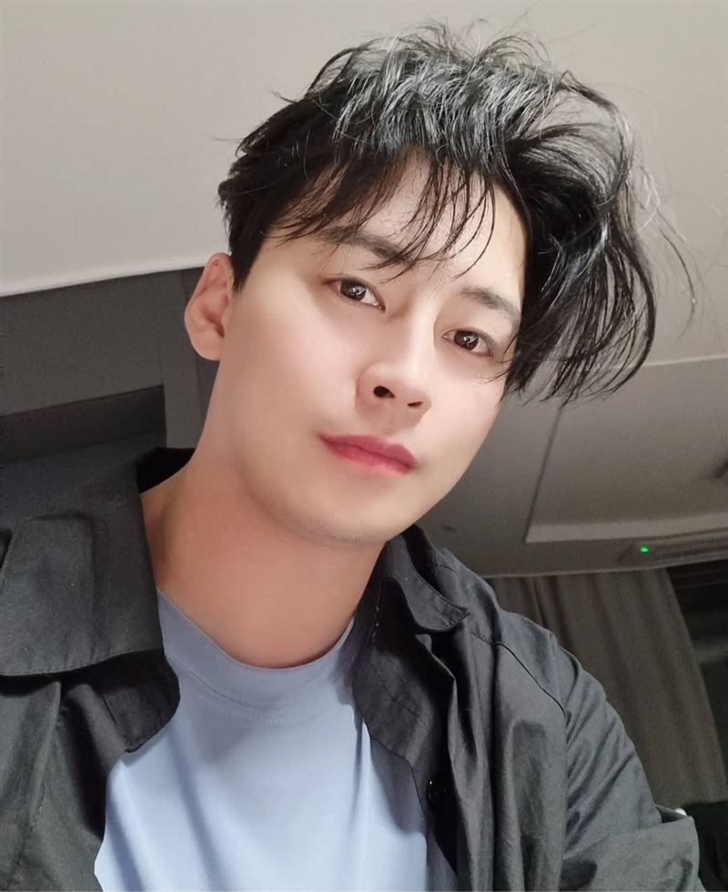 前一天才發文！男星驚傳驟逝享年39歲　「葬禮時間點」曝光了