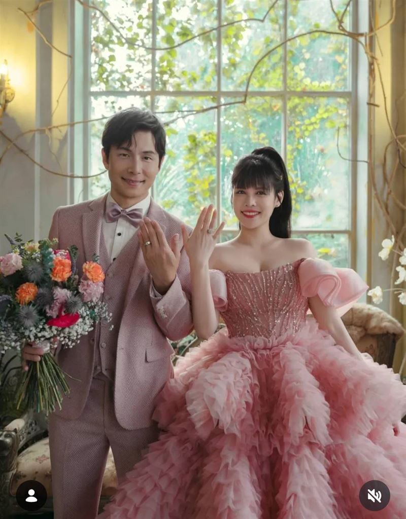 孫協志、夏宇童甜蜜婚紗照遭嫌「不好看」！攝影師現身　親回應6字