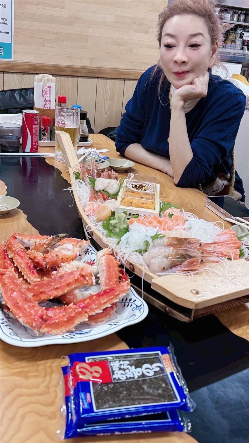 9人吃一桌花2萬控被當盤子　楊繡惠難接受沖繩餐廳1規定：不是付不起