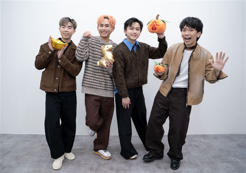 理想混蛋新年拋震撼彈!主唱雞丁脫口「想改名」再爆雷演唱會計畫