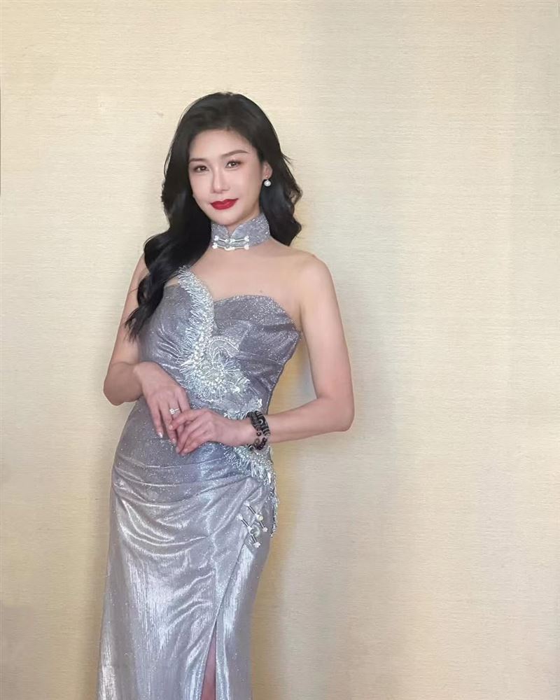 90年代三級片女神人生跌宕起伏 突然「升官」獲政府委以重任衣錦還鄉