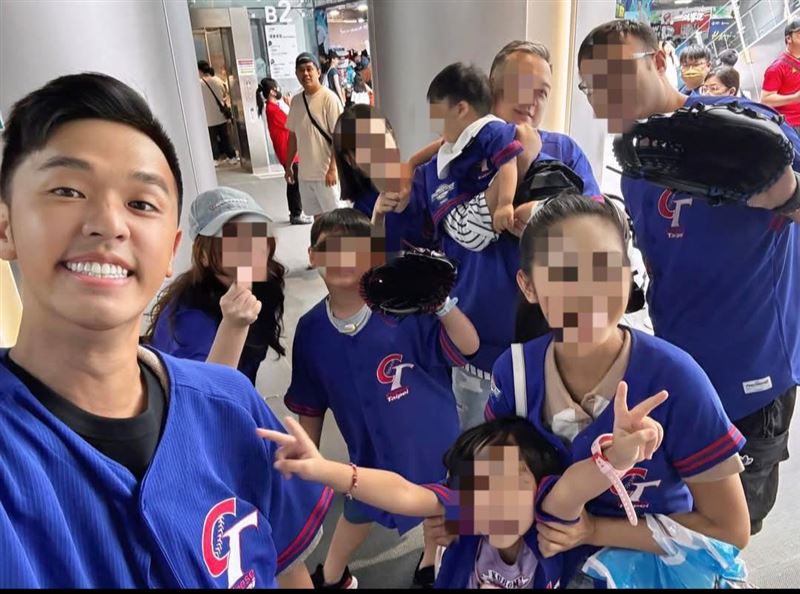 男星披球衣為中華隊獻第一次！揪團飛東京應援　網急交代「這件事」