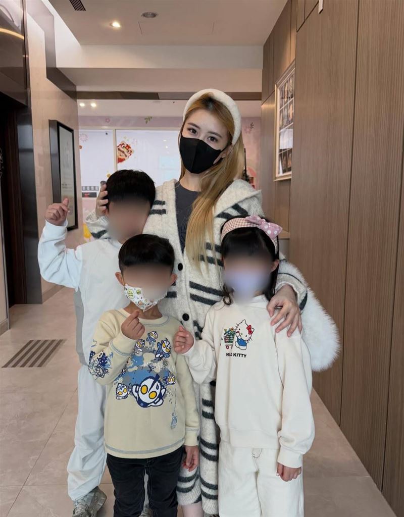饅頭媽剖腹產生四寶「火速出院」近況照曝　女兒1原因留院治療
