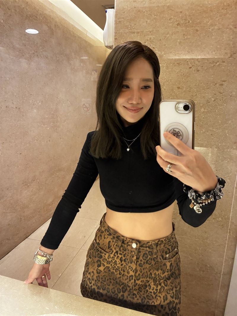 77歲爸爸照顧95歲阿嬤!女星苦揭「長照心酸內幕」:生活沒有下班選項