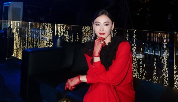 張柏芝第三胎生父之謎燒8年！身份疑似曝光　網傳與謝賢有關