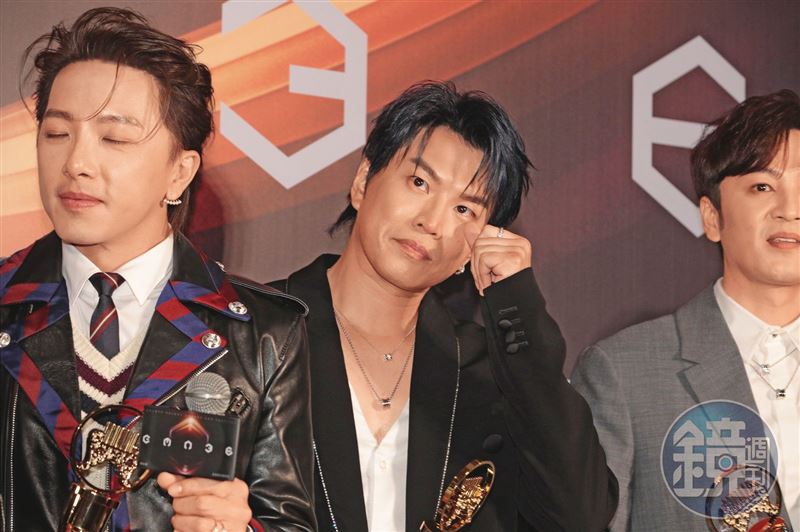 閃兵受害人／獨家！Energy閃兵挫聲勢　阿弟認命重返8點檔拍戲