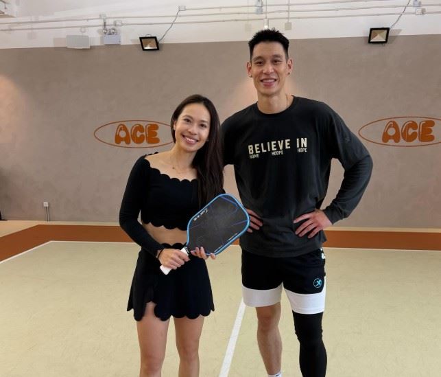 林書豪突現身香港球場！跨界對決陳詠悠　網嗨喊林來瘋回來了