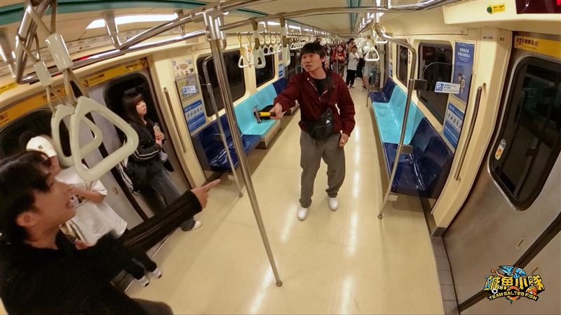 北捷傷人事件太沉重　雨傘能擋揮砍攻擊？百萬YTR實測發聲