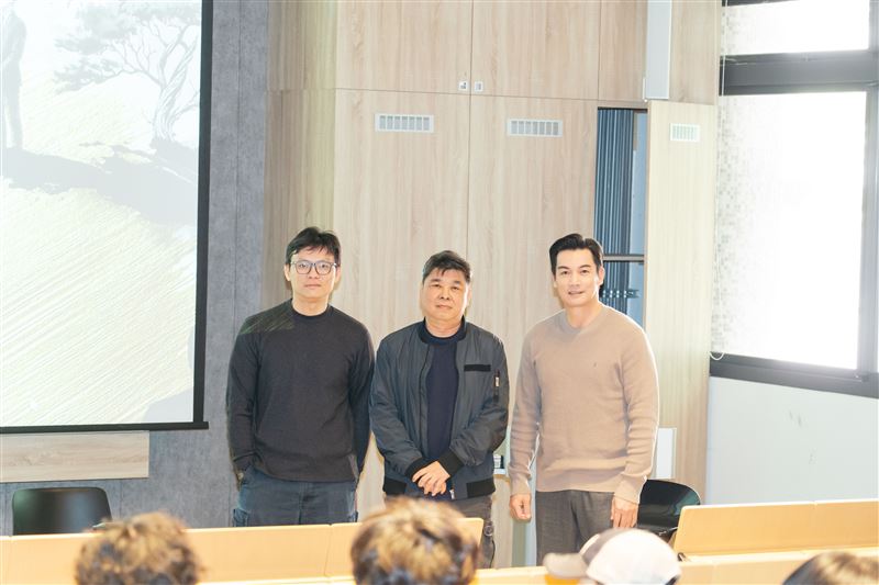 伊正竟是台大高材生!曾夢想當醫生 親曝聯考經驗致敬醫學生