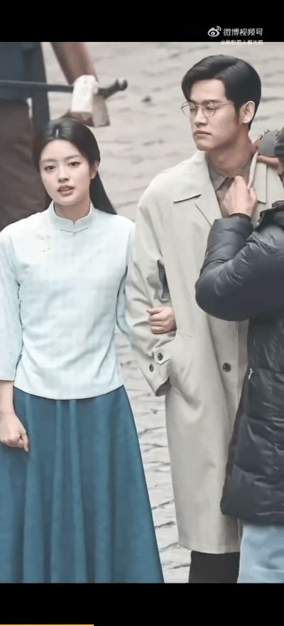 片場大擺臭臉！《愛你》徐若晗翻白眼催工作人員　遭網砲轟道歉了