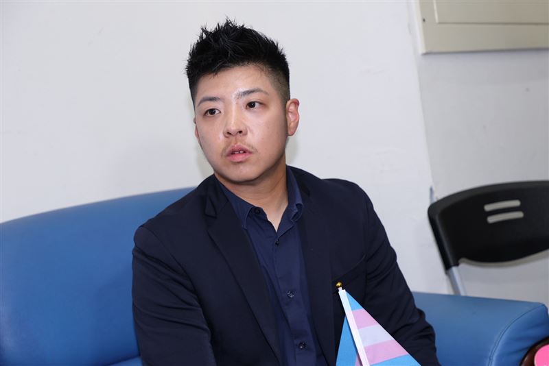 《星光》TYLER切乳半變性！消失10年首公開露面　收「18禁言論」吐心聲