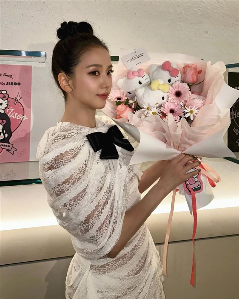 BLACKPINK Jisoo超霸氣！豪送員工18萬DIOR名牌包　「人人有獎」爽翻