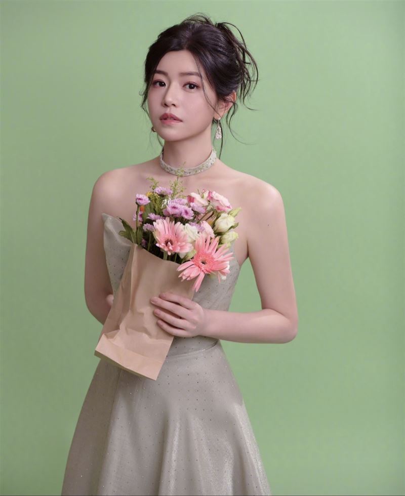 陳妍希爆直播帶假貨！台灣3藝人道歉滅火無效　中官媒不忍出手開轟了