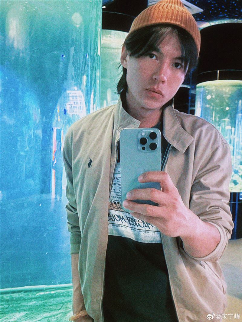 帶小孩開房激戰小三！男星道歉認了5歲女兒「在另一房間」：她沒聽見