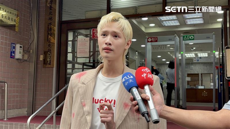 鍾明軒告八炯、閩南狼！486先生狠酸「白忙一場」揭關鍵：你真的太淺了