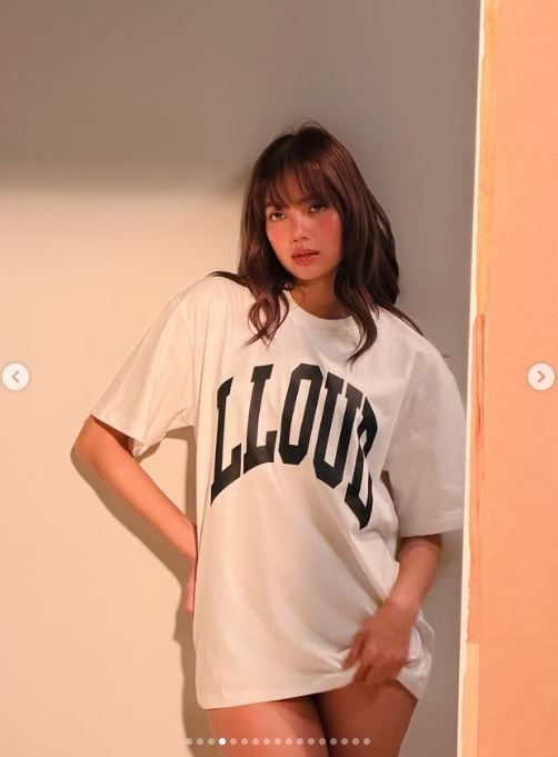 掰了LV三公子？Lisa穿比基尼「貼身鮮肉男星」被拍　網：氛圍曖昧