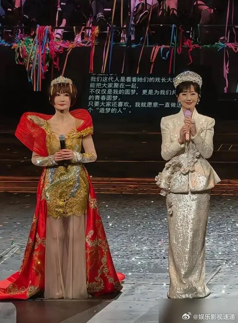 77歲潘迎紫罕見合體趙雅芝！兩大凍齡女神同框　網驚：根本少女