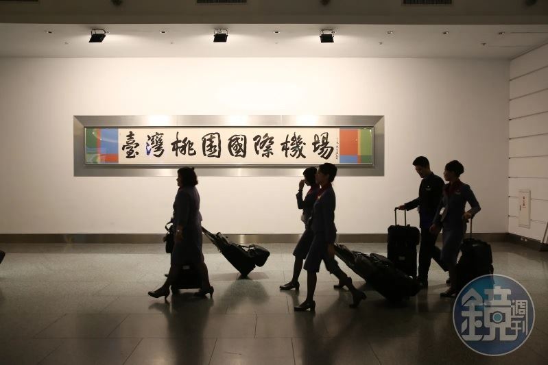 阿部瑪利亞下飛機秒衝擊「台灣有種臭味！」　網炸鍋：這3種味道混雜