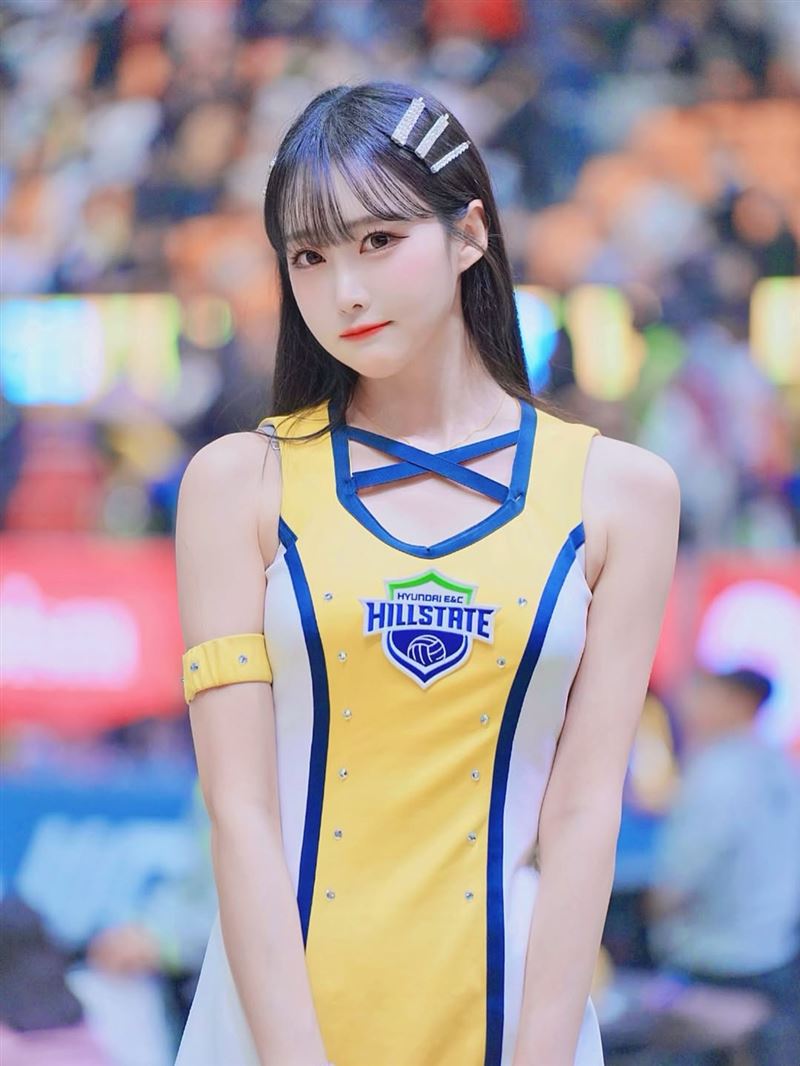 韓籍啦啦隊女神突引退親揭霸凌「賽前躲廁所狂哭」爆：還有人受相同痛苦