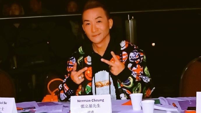 大咖男星消失5年再露面！發福模樣嗨唱跳　曾是性感女神葉玉卿舊愛