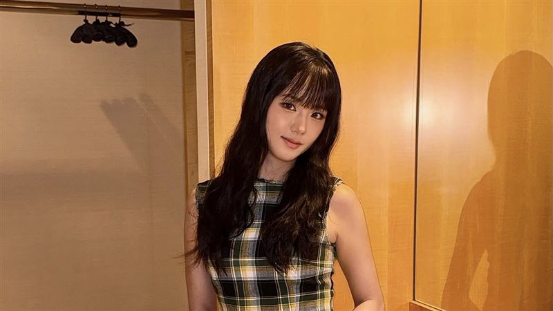 才強硬切割家暴哥！Jisoo首現身機場　「低調飛離韓國」近況曝光