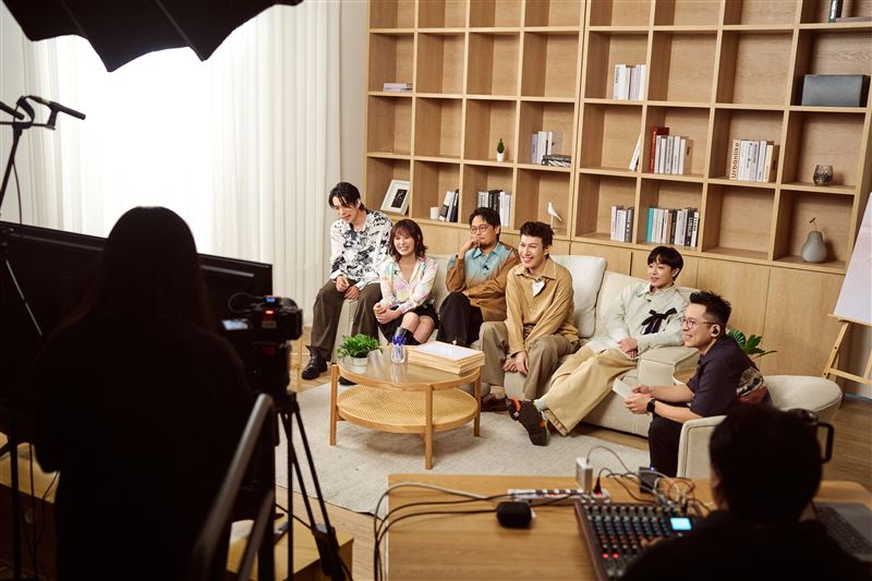 突拋震撼彈！蘇打綠青峰無預警宣布「封麥退演藝圈」　關鍵主因曝光