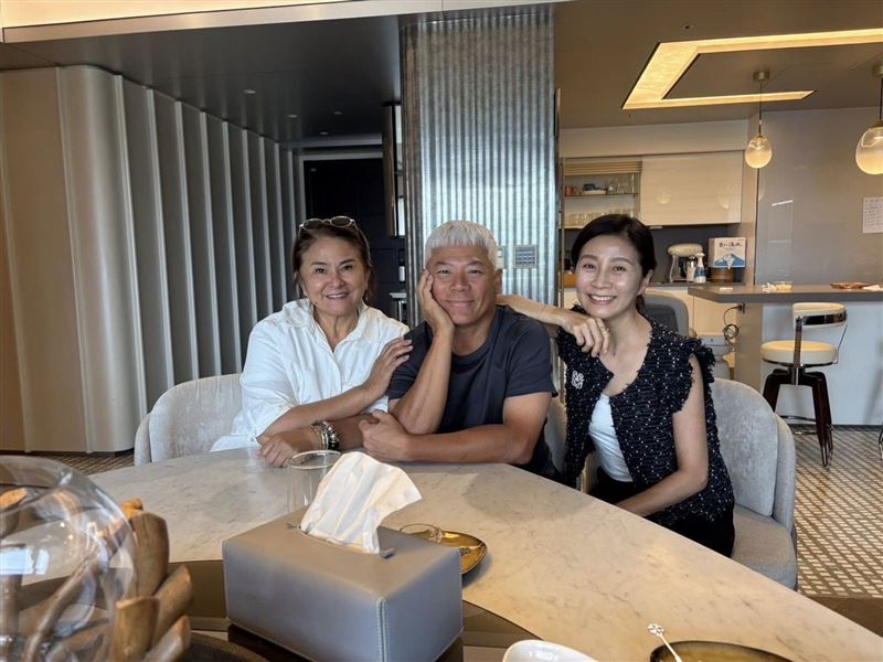 方文琳、裘海正飛鷹三姝合體有望　伊能靜隔海回應了