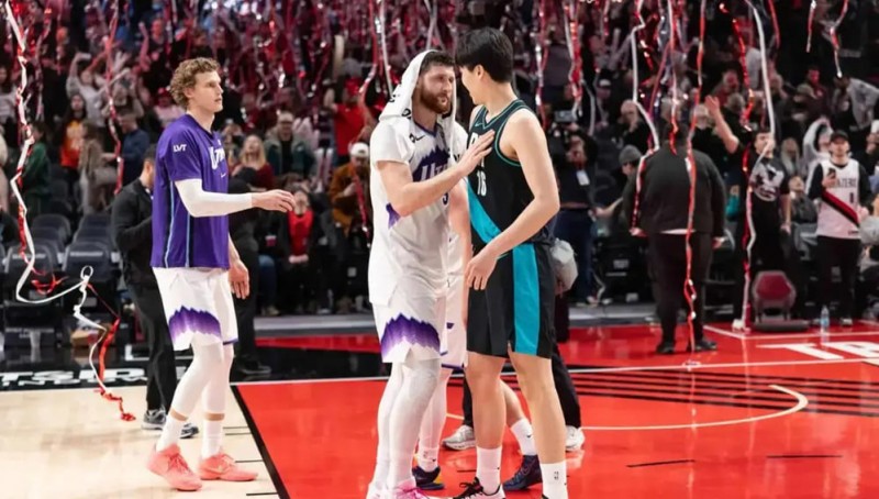 篮球比赛中的球队近期状态:连胜优势与低迷挑战