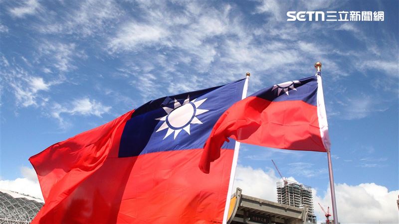 童言問為何蓋掉台灣?網紅赴日內瓦聲援遭世衛強逼換衣 淚訴荒謬網氣炸