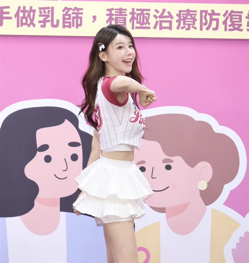李雅英椅子舞挨轟庸俗八大化！經紀人不忍發聲了：致敬原唱無特殊用意