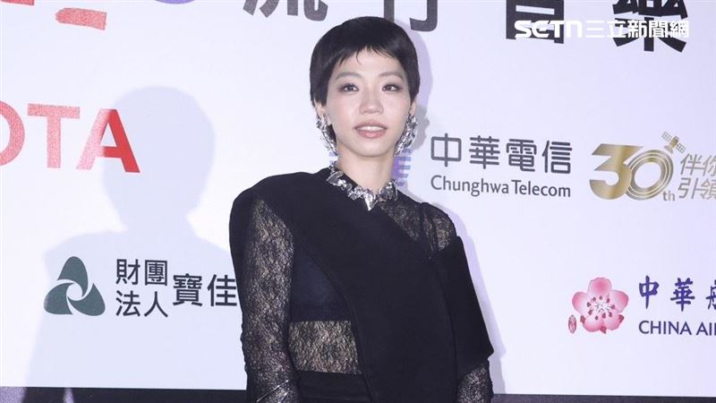 hito/洪佩瑜唱紅《陽光女子合唱團》主題曲!驚喜剪男孩超短髮現身