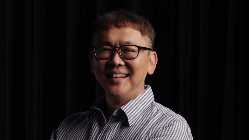 《淡水小鎮》知名舞台設計師凌晨驟逝!享壽68歲 果陀劇場悲痛發聲