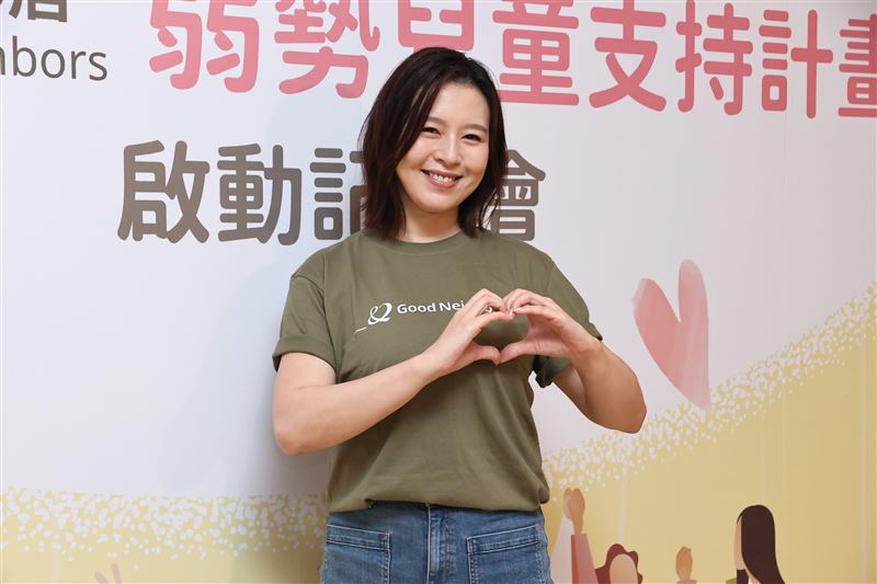 安以軒沉寂10年驚喜復出!閨蜜劉品言26字力挺 自爆產後掉髮焦慮
