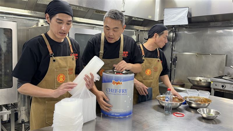 專訪／《吃桌》豪砸上億進軍雪梨！台灣名廚揭「血汗內幕」：很想落跑