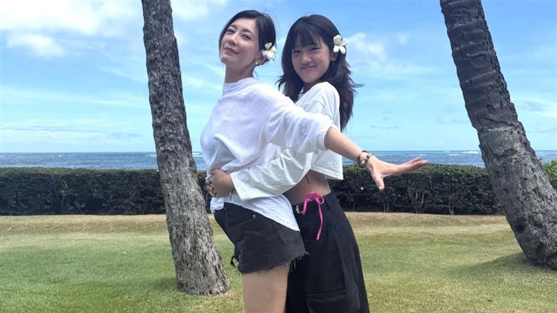 21歲生日官宣戀情?賈靜雯愛女梧桐妹戴戒牽手神祕男 親密照曝光