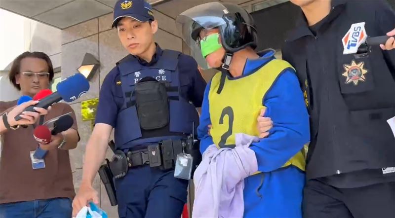 汶汶棚拍遭割頸…52歲啃老狂粉遭羈押!檢方:必將嚴查速辦、從嚴究責