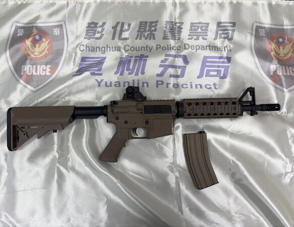 看完《角頭》彰化少年拿步槍衝舞台要見「仁哥」王識賢…入戲太深下場曝